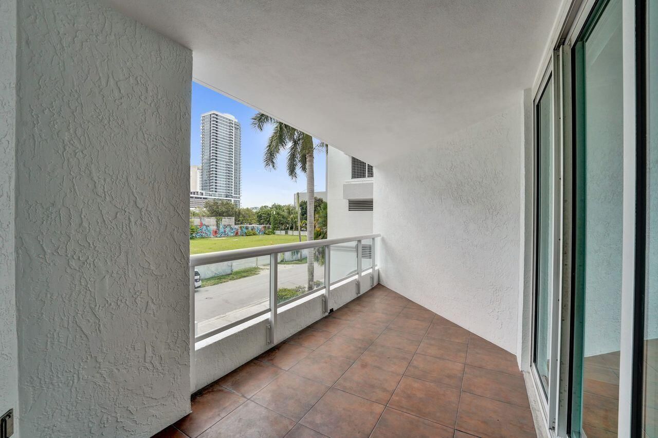 401 SW 4th Avenue, Unit 203, Fort Lauderdale, FL 33315 Photo