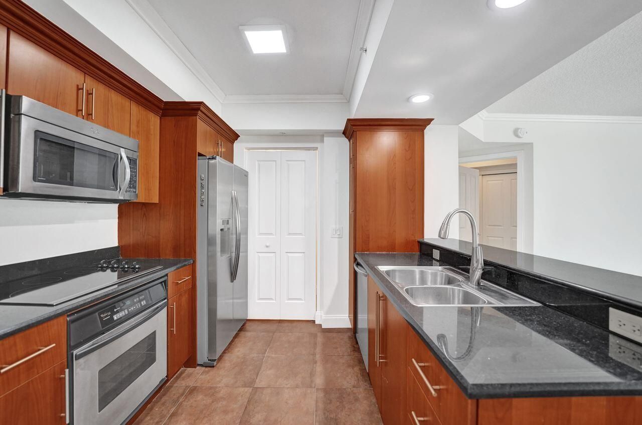 401 SW 4th Avenue, Unit 203, Fort Lauderdale, FL 33315 Photo