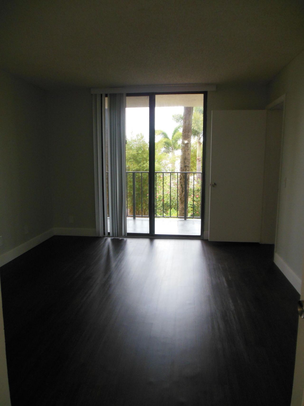 700 Executive Center Drive, Unit 25, West Palm Beach, FL 33401 Photo