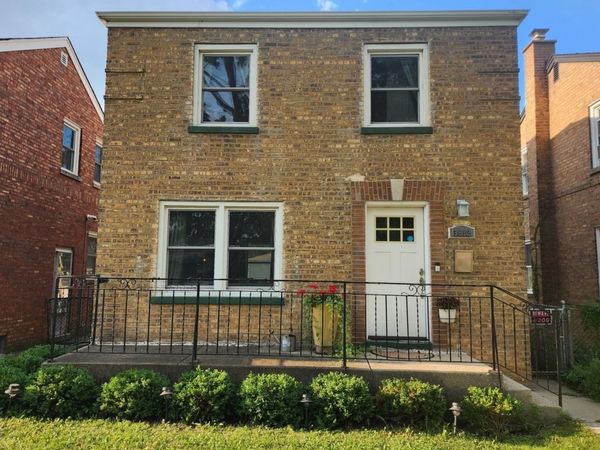 3812 W Hull Street , Skokie, IL 60076