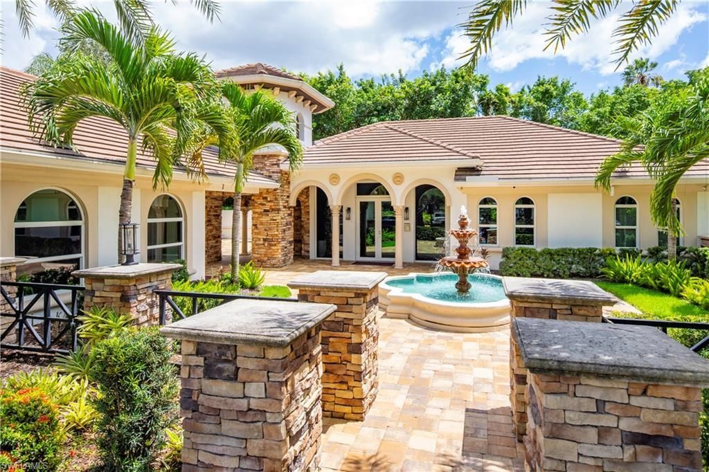 5038 Rustic Oaks Cir, Naples, FL 34105 Photo