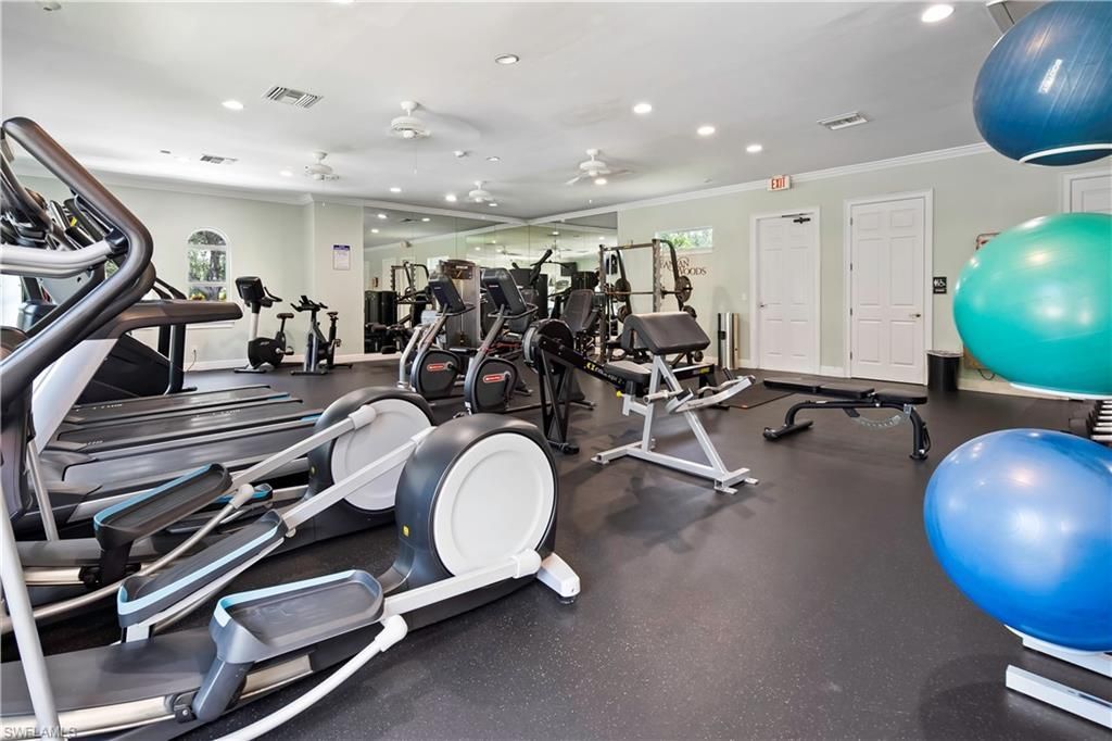 5038 Rustic Oaks Cir, Naples, FL 34105 Photo
