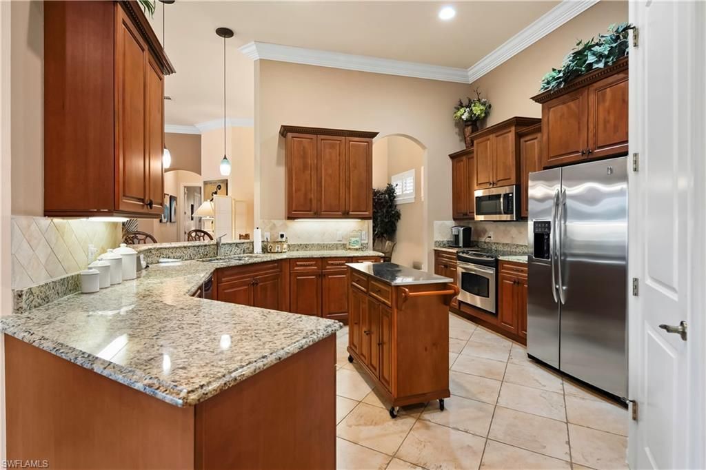 5038 Rustic Oaks Cir, Naples, FL 34105 Photo