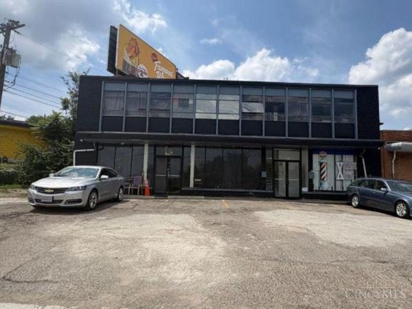 4321 N Main Street, Dayton, OH 45405