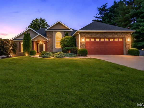 2743 Cascade Lake Drive, Shiloh, IL 62221