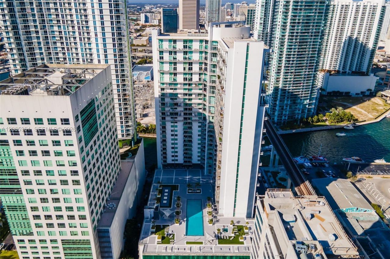 690 SW 1st Ct, Unit 2507, Miami, FL 33130 Photo