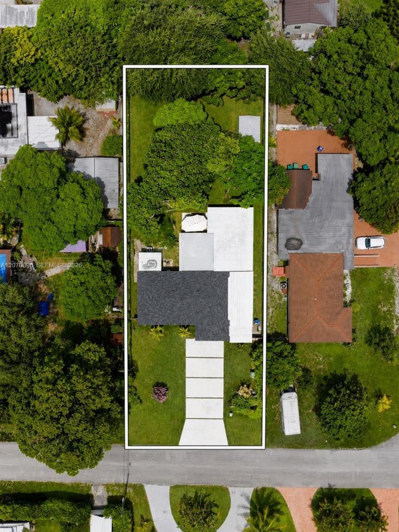 14324 Garden Dr, Miami, FL 33168 Photo