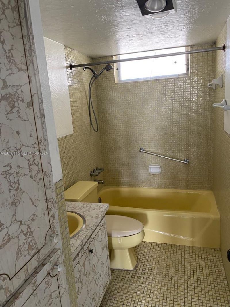 2859 Leonard Dr, Unit G408, Aventura, FL 33160 Photo