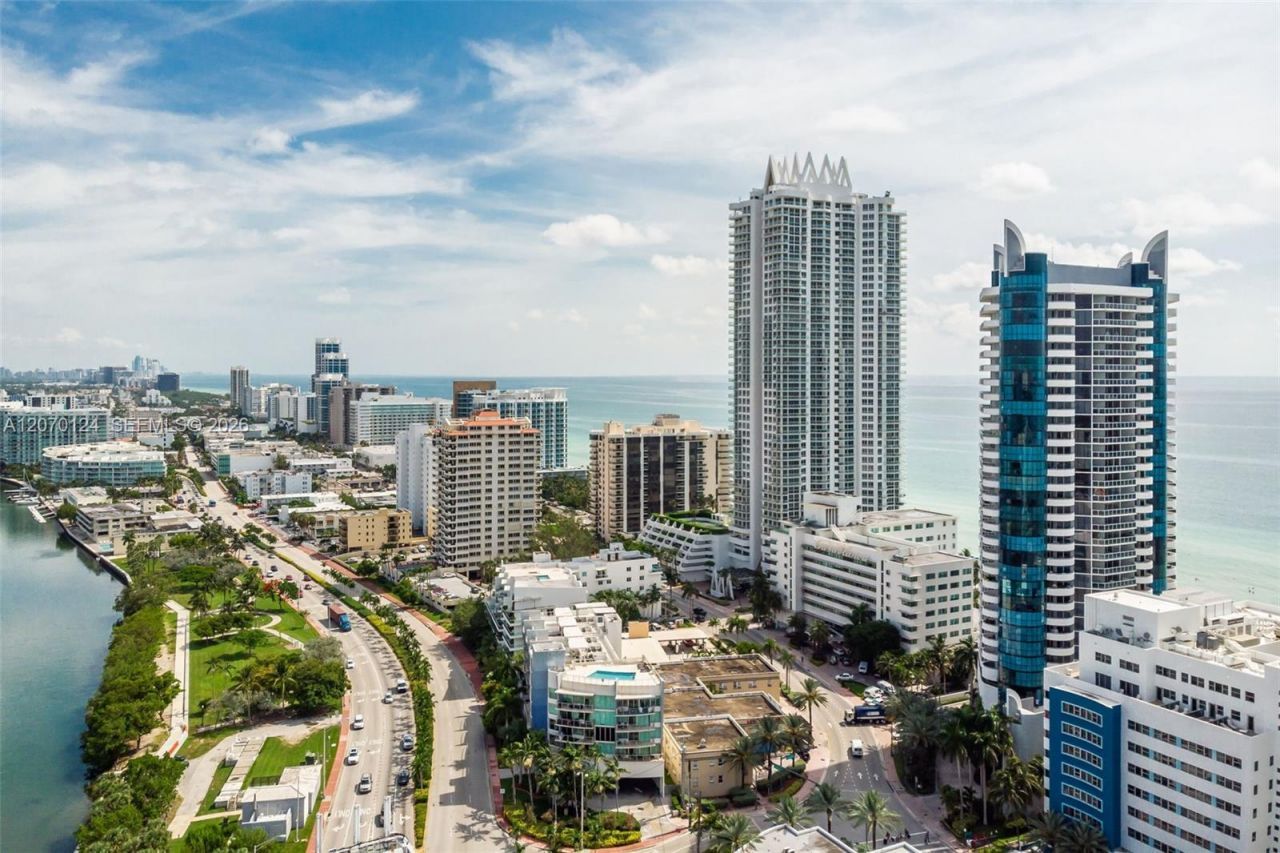 6301 Collins Ave, Unit 1207, Miami Beach, FL 33141 Photo