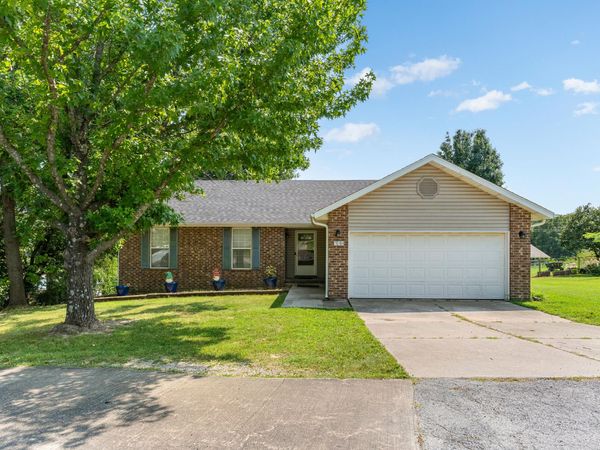 750 Banning Street , Marshfield, MO 65706