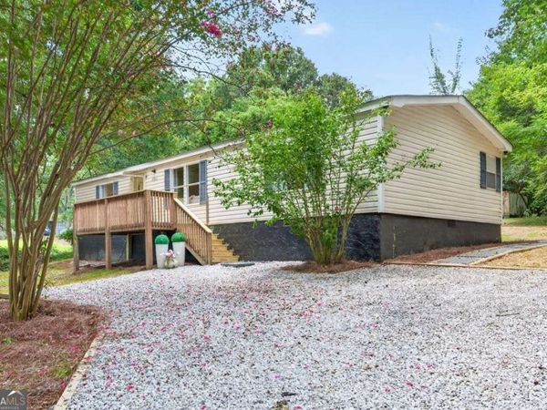 4740 New Horizon Drive, Loganville, GA 30052