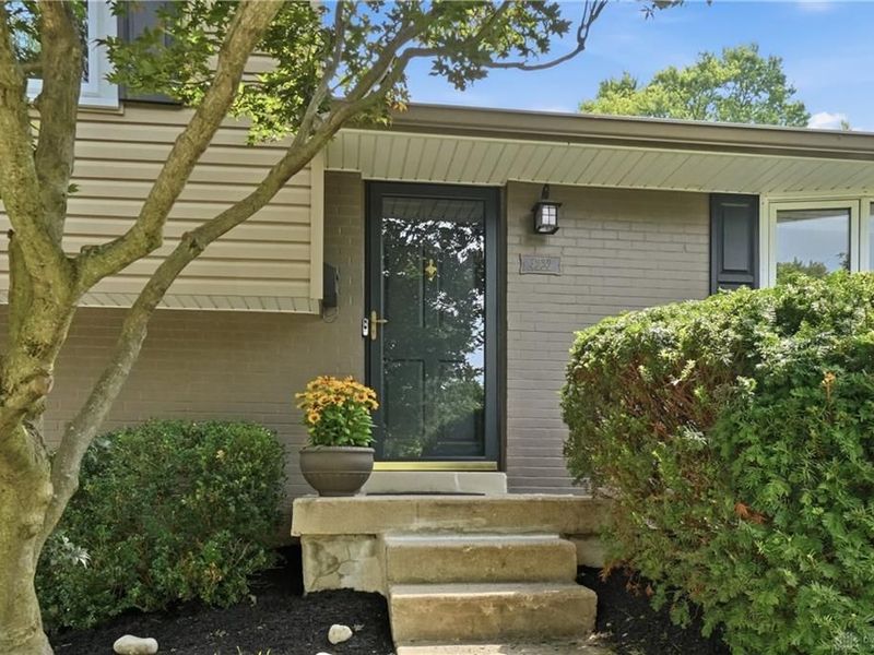 4222 Lotz Road, Kettering, OH 45429 Photo 2