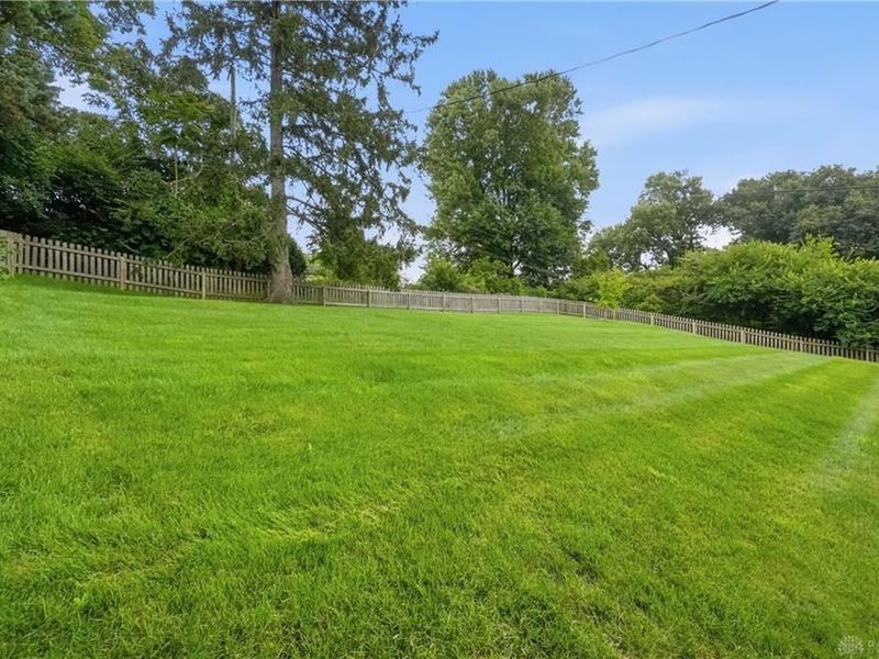 4222 Lotz Road, Kettering, OH 45429 Photo 68