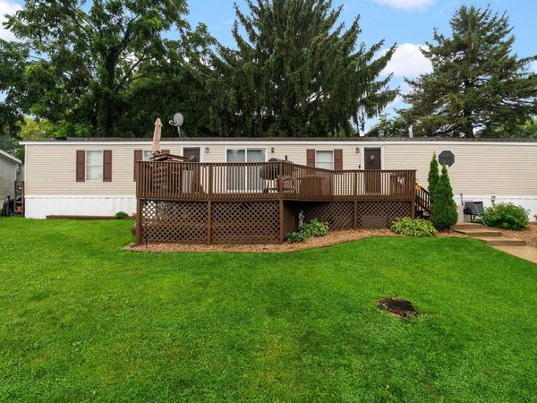 62 Apple Hill Drive, Blue Mounds, WI 53817