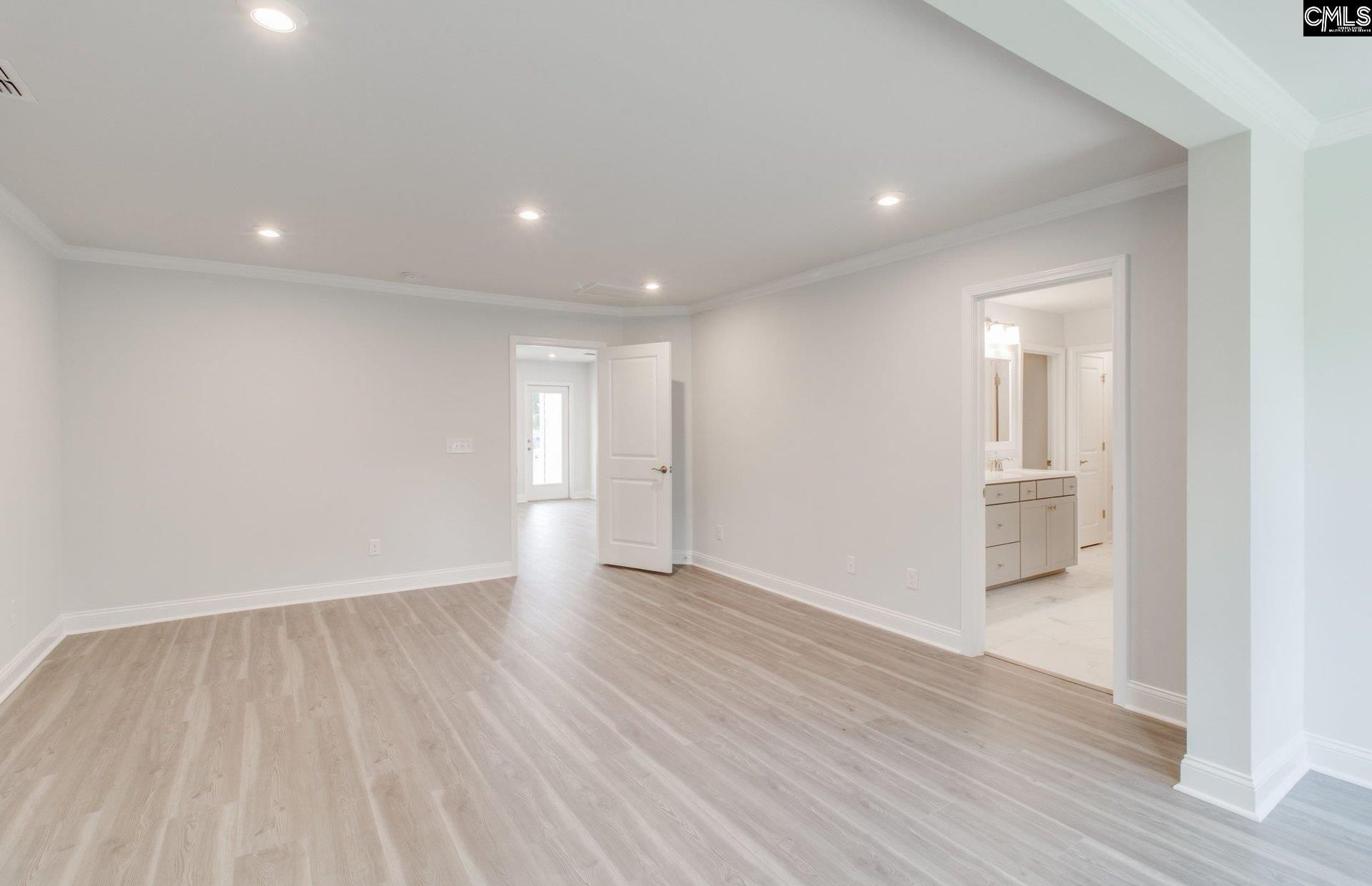 457 Mont Haven Place  Photo 14