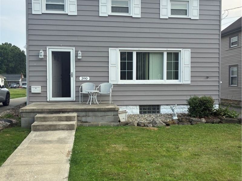 390 WILSON Street W, Struthers, OH 44471 Photo 1