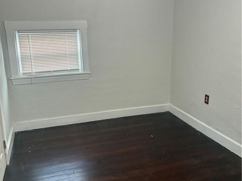 390 WILSON Street W, Struthers, OH 44471 Photo 11