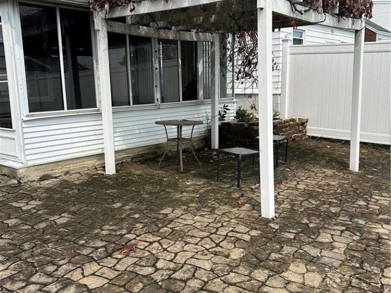 390 WILSON Street W, Struthers, OH 44471 Photo 13