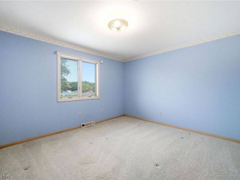 2475 Robinhood Drive, Parma, OH 44134 Photo 16