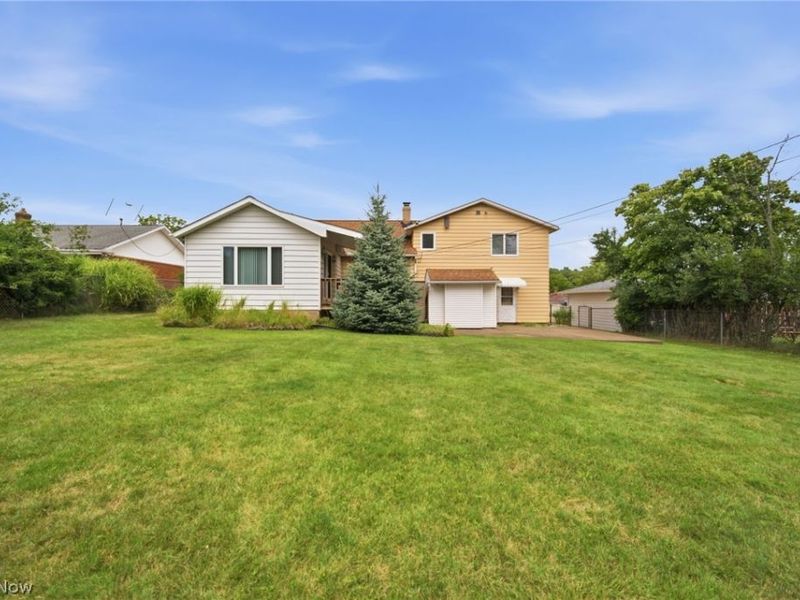 2475 Robinhood Drive, Parma, OH 44134 Photo 38