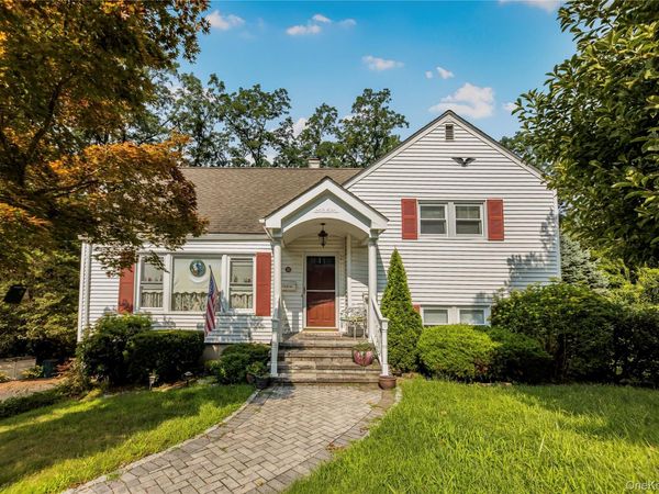 33 Dexter Road , Yonkers, NY 10710