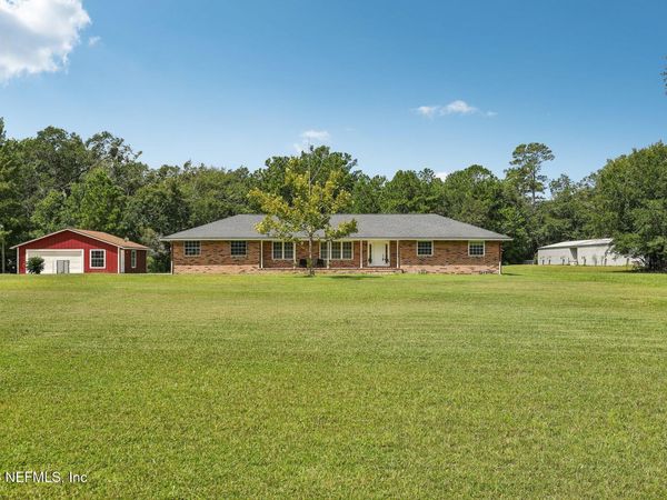 728 TARA FARMS Drive, Middleburg, FL 32068
