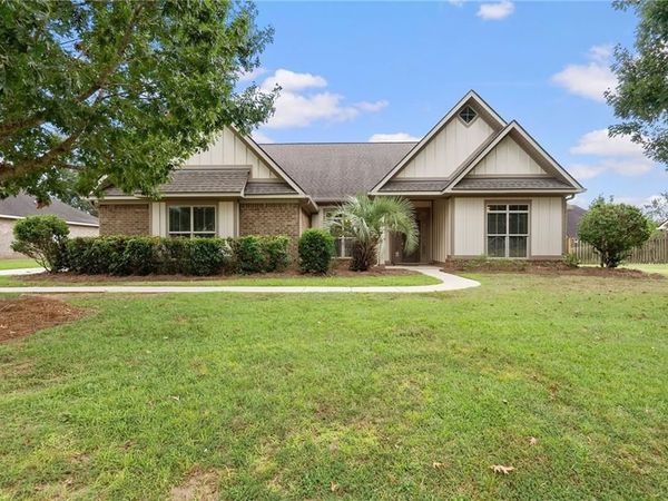 27838 Annabelle Lane, Daphne, AL 36526