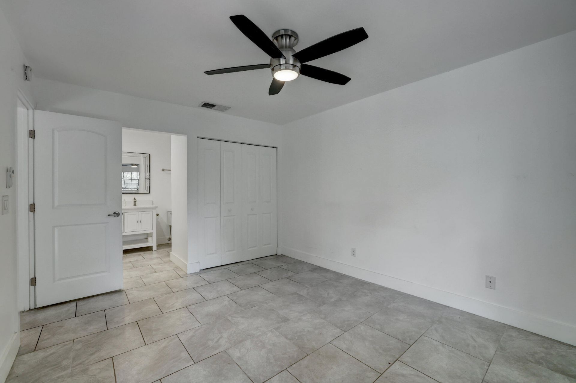 5770 SE Wilsie Drive, Stuart, FL 34997 Photo