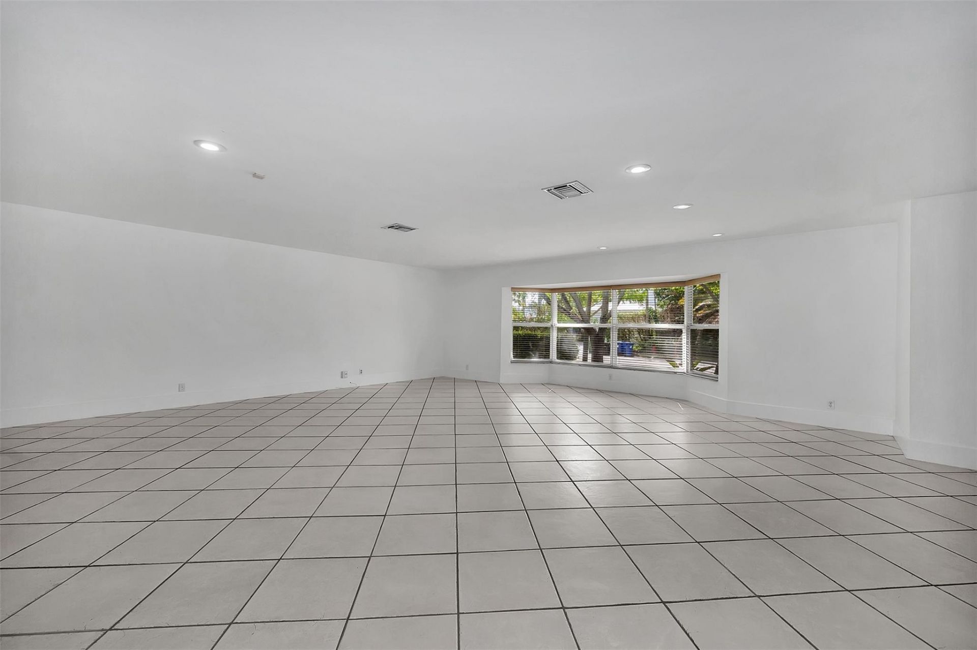 2427 Sea Island Drive, Fort Lauderdale, FL 33301 Photo