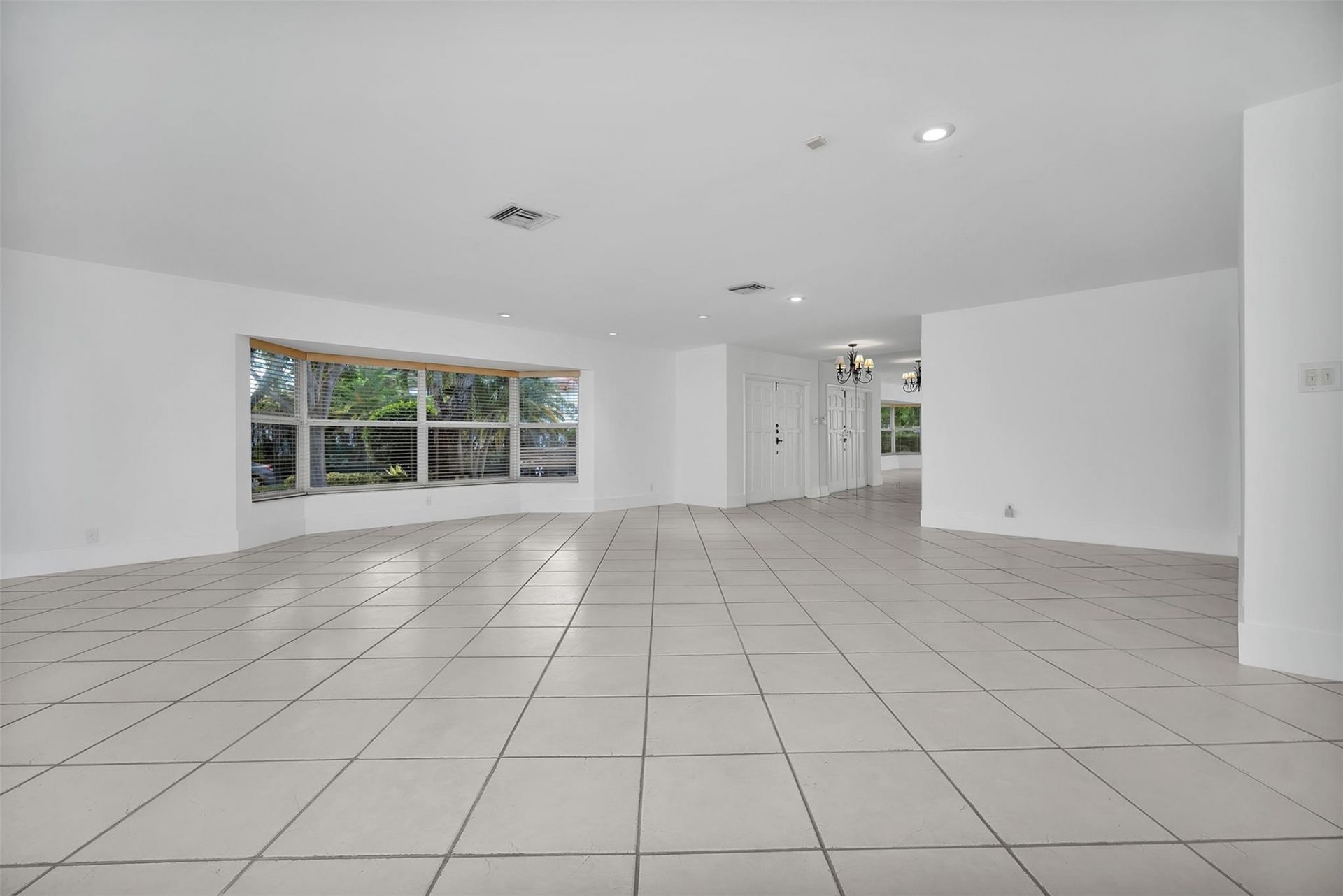 2427 Sea Island Drive, Fort Lauderdale, FL 33301 Photo