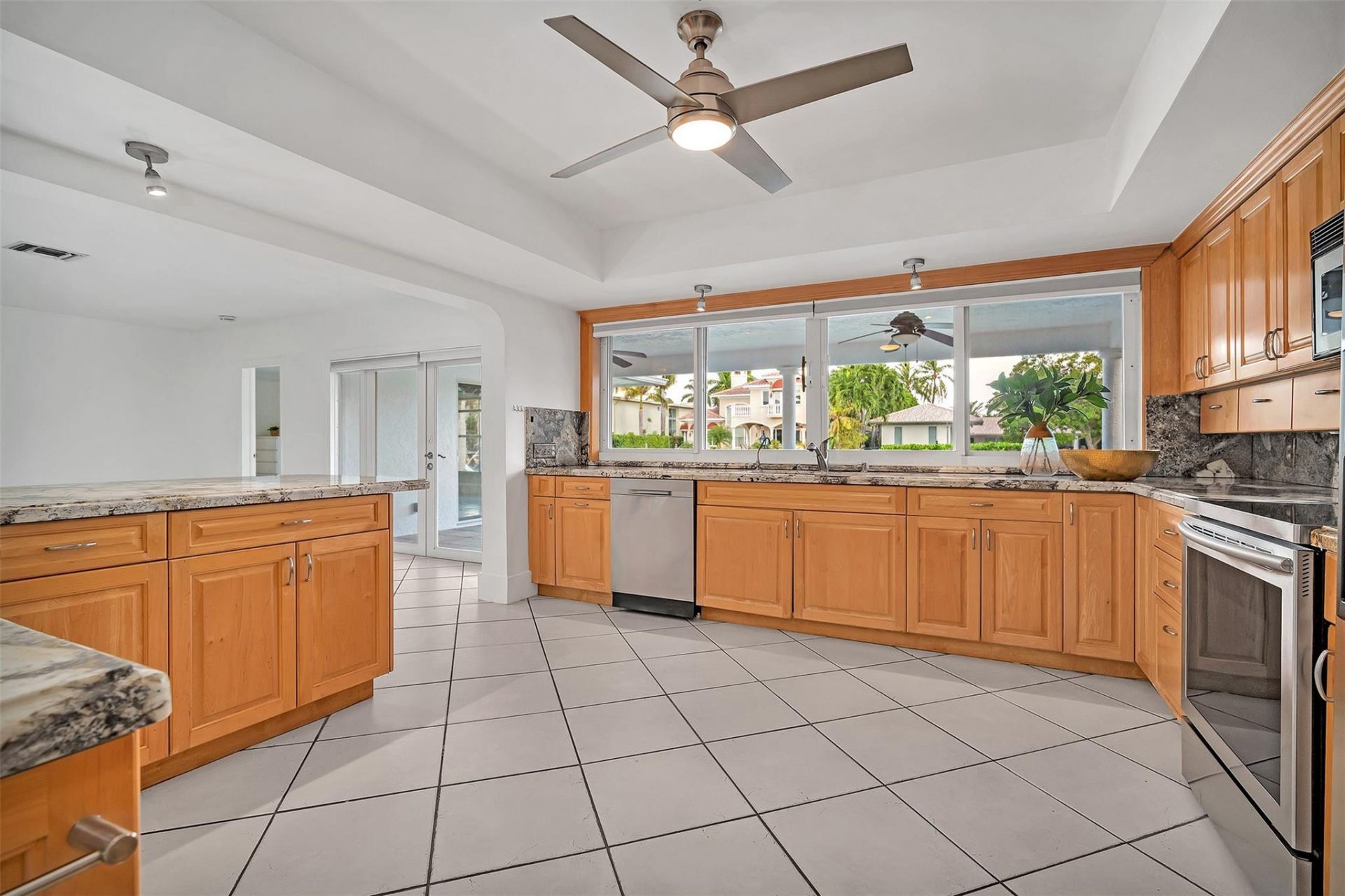 2427 Sea Island Drive, Fort Lauderdale, FL 33301 Photo