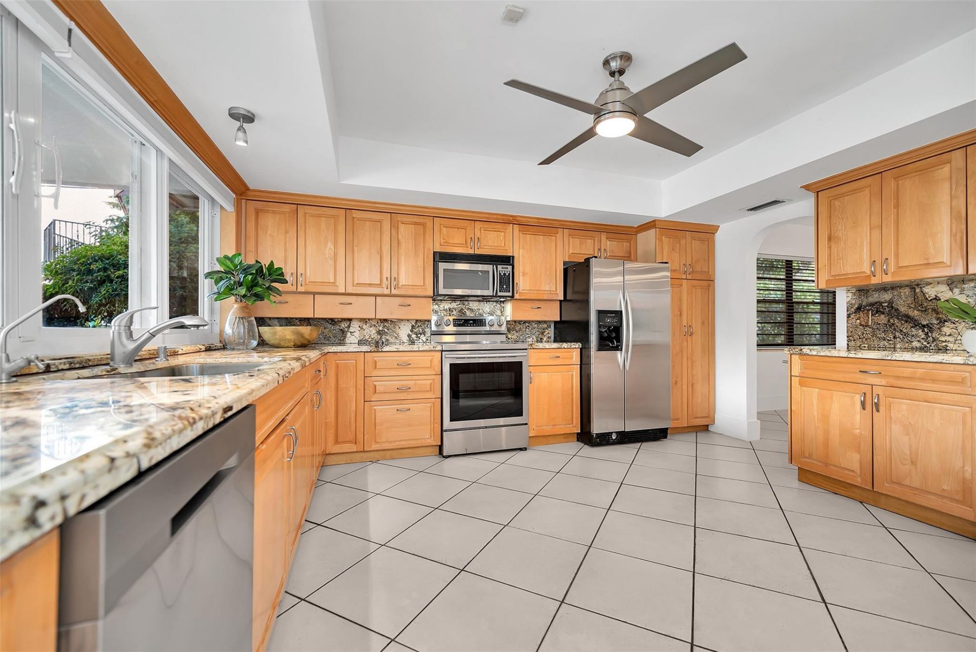 2427 Sea Island Drive, Fort Lauderdale, FL 33301 Photo