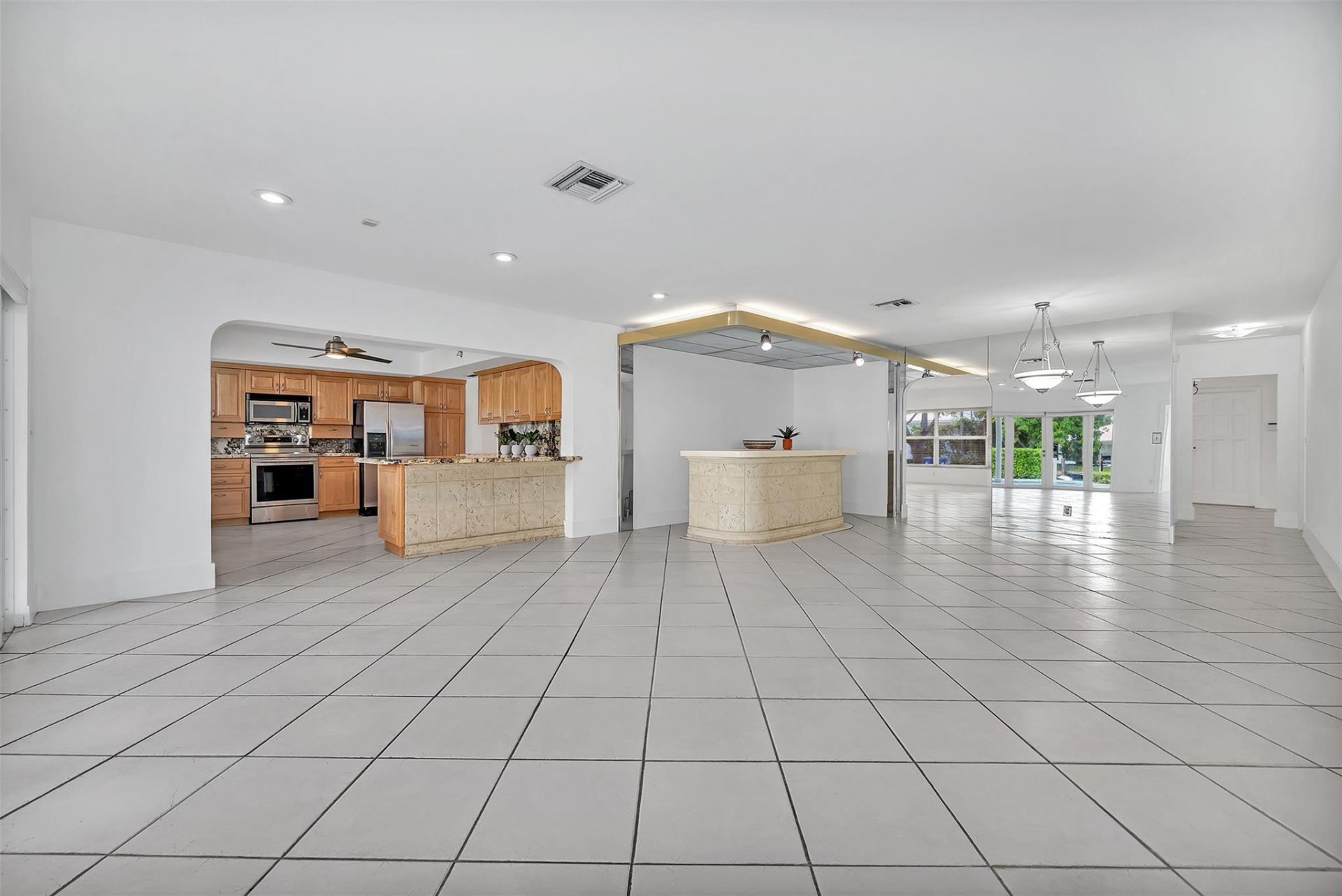 2427 Sea Island Drive, Fort Lauderdale, FL 33301 Photo