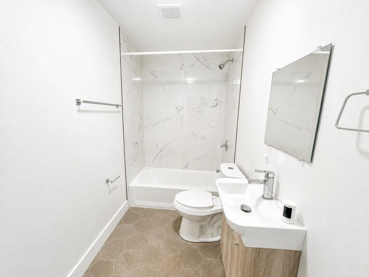 913 N 18th Street, Fort Pierce, FL 34950 Photo