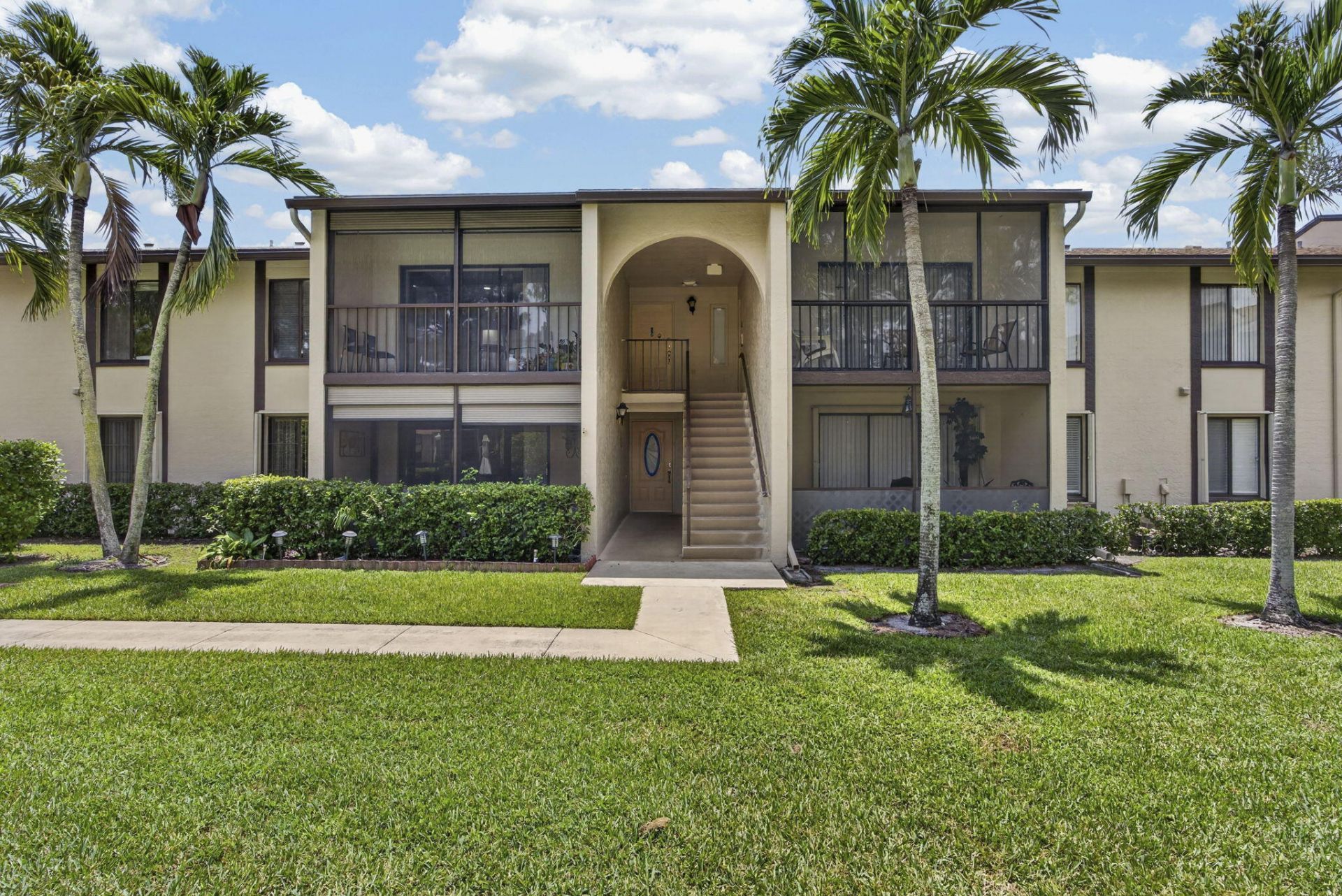 820 Sky Pine Way, Unit H2, Greenacres, FL 33415 Main Photo
