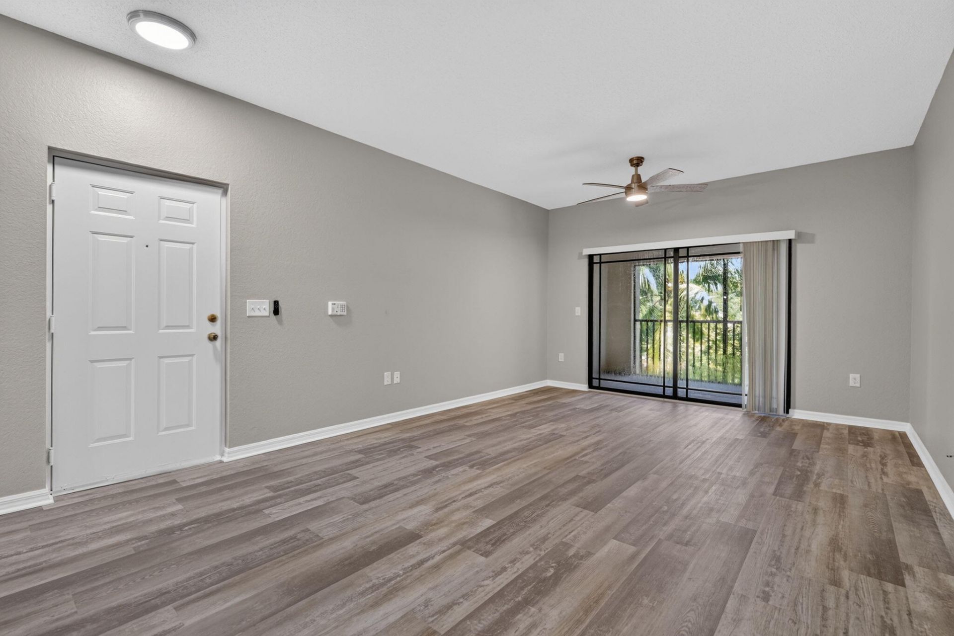 3022 Alcazar Place, Unit 301, Palm Beach Gardens, FL 33410 Photo