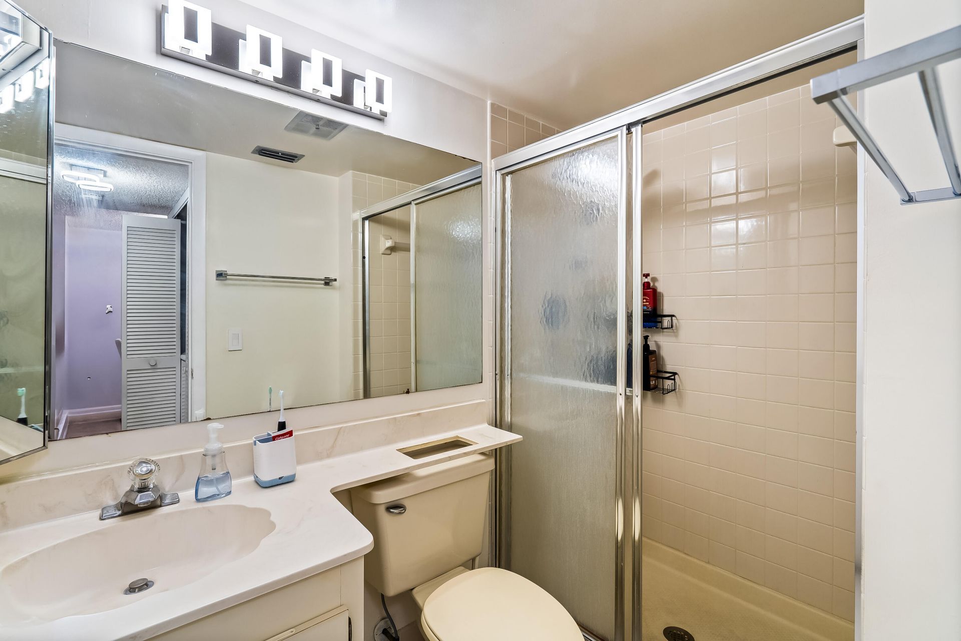7579 NW 79th Avenue, Unit 204, Tamarac, FL 33321 Photo