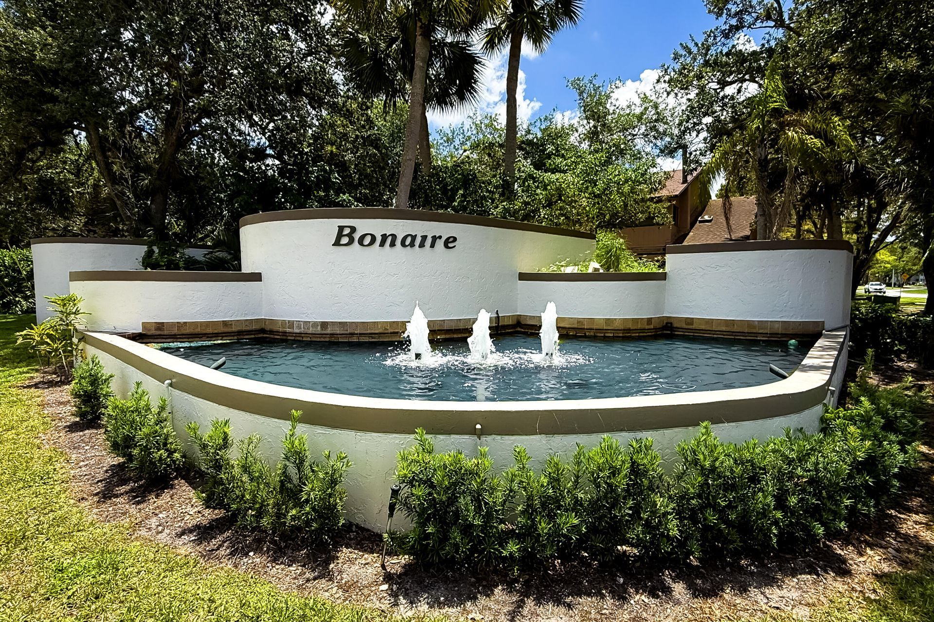 7579 NW 79th Avenue, Unit 204, Tamarac, FL 33321 Photo