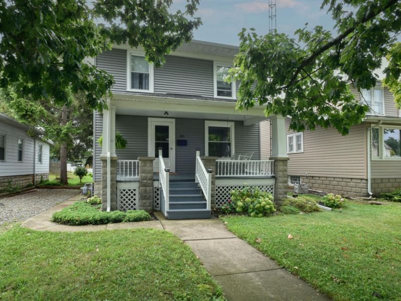 418 E 6th Street, Port Clinton, OH 43452 Photo 1