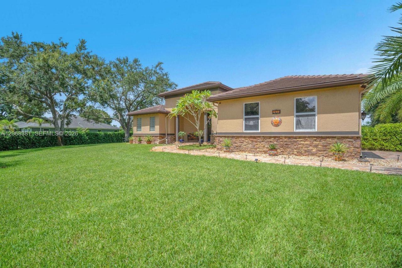 2979 SW 144th Ter, Davie, FL 33330 Photo