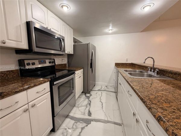 4004 SW 68th Ln, Unit 17-J, Miramar, FL 33023