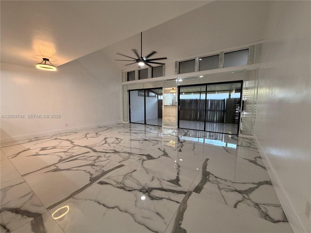 4004 SW 68th Ln, Unit 17-J, Miramar, FL 33023 Photo
