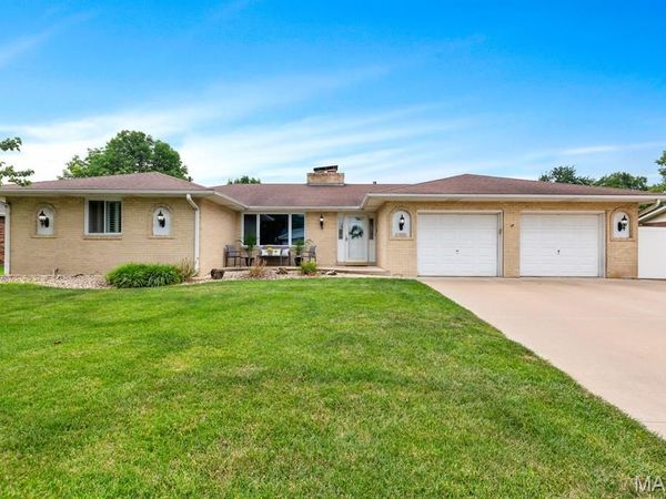 2316 Dwight Drive, Granite City, IL 62040