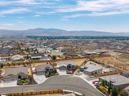 2070 Jordan Mdws Drive, Spanish Springs, NV 89441 Photo