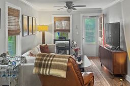615 End Street photo 4