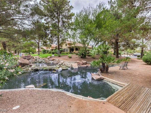 7812 Canoe Lane, Las Vegas, NV 89145