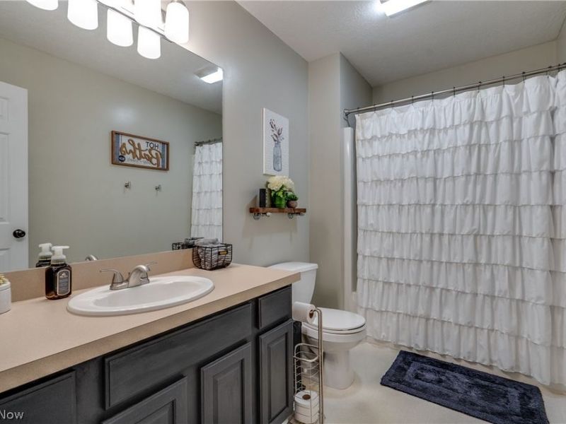 233 S Portage Street, Doylestown, OH 44230 Photo 24