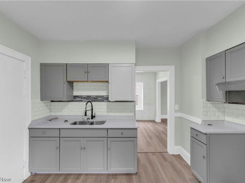 4415 E 139th Street, Garfield Heights, OH 44105 Photo 9