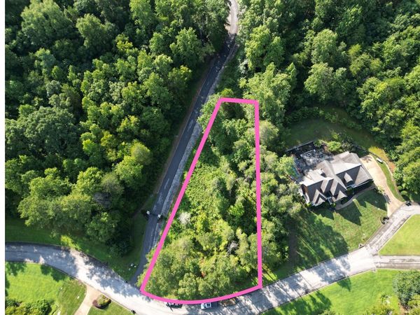 1724 Oakbrook Trail, Ooltewah, TN 37363