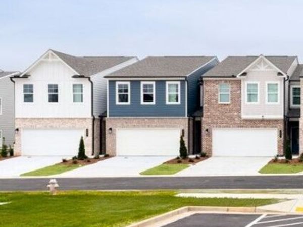545 Raelyns Way, Loganville, GA 30052